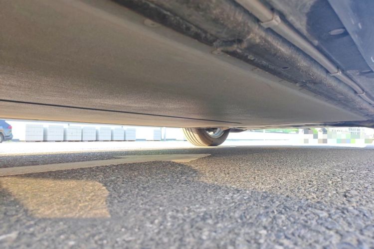 Used Xiaomi Auto YU7 2025 Ultra-Long Range All-Wheel Drive Pro Version Chassis Rear Right
