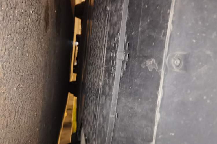 Used Xiaomi Auto YU7 2025 Ultra-Long Range High-Performance All-Wheel-Drive Max Edition Chassis Rear