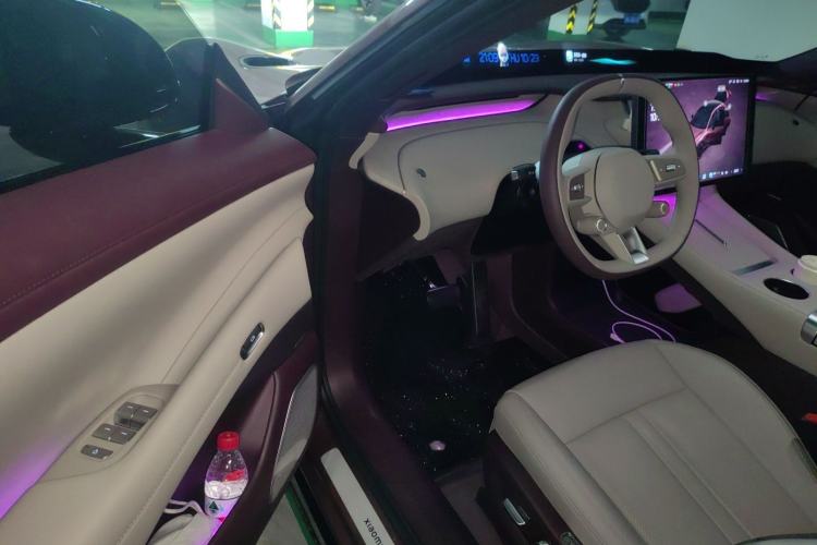 Used Xiaomi Auto YU7 2025 Ultra-Long Range All-Wheel Drive Pro Version Driver Seat