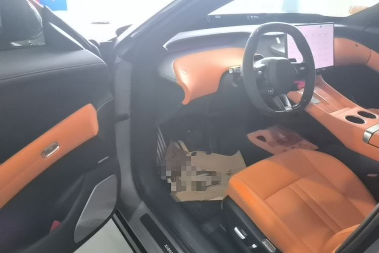 Used Xiaomi Auto YU7 2025 Ultra-Long Range High-Performance All-Wheel-Drive Max Edition Driver Seat