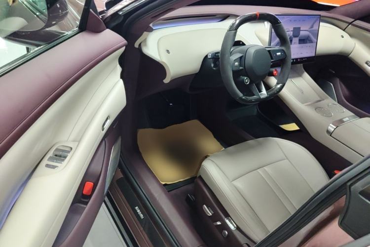 Used Xiaomi Auto YU7 2025 Ultra-Long Range High-Performance All-Wheel-Drive Max Edition Driver Seat