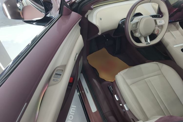 Used Xiaomi Auto YU7 2025 Ultra-Long Range High-Performance All-Wheel-Drive Max Edition Driver Seat