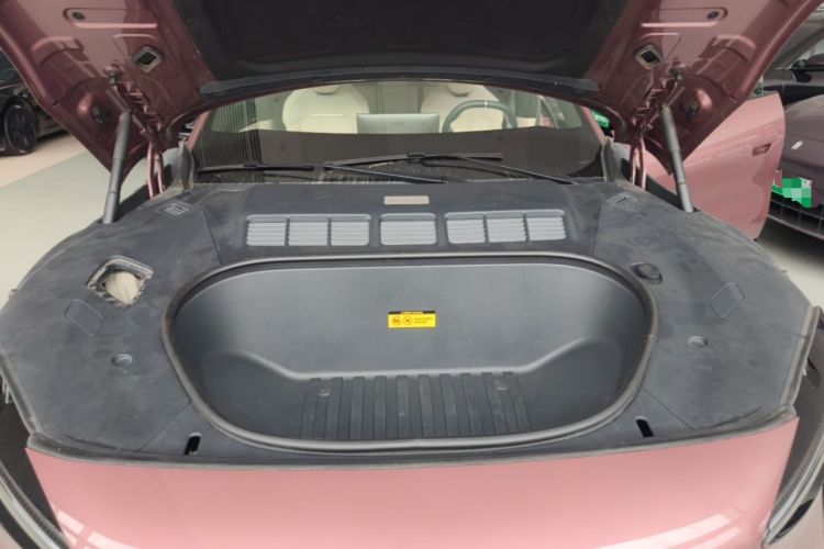 Used Xiaomi Auto YU7 2025 Ultra-Long Range High-Performance All-Wheel-Drive Max Edition Engine Bay