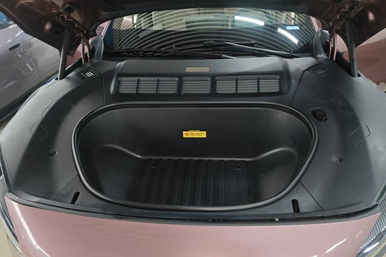 Used Xiaomi Auto YU7 2025 Ultra-Long Range High-Performance All-Wheel-Drive Max Edition Engine Bay