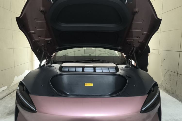 Used Xiaomi Auto YU7 2025 Ultra-Long Range All-Wheel Drive Pro Version Engine Bay