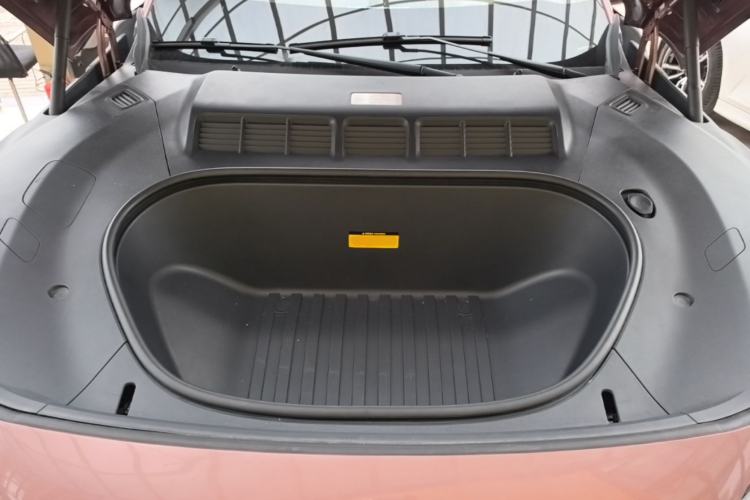 Used Xiaomi Auto YU7 2025 Ultra-Long Range High-Performance All-Wheel-Drive Max Edition Engine Bay