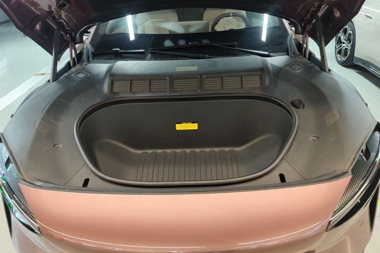 Used Xiaomi Auto YU7 2025 Ultra-Long Range High-Performance All-Wheel-Drive Max Edition Engine Bay
