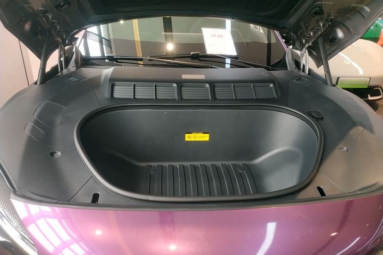 Used Xiaomi Auto YU7 2025 Ultra-Long Range High-Performance All-Wheel-Drive Max Edition Engine Bay