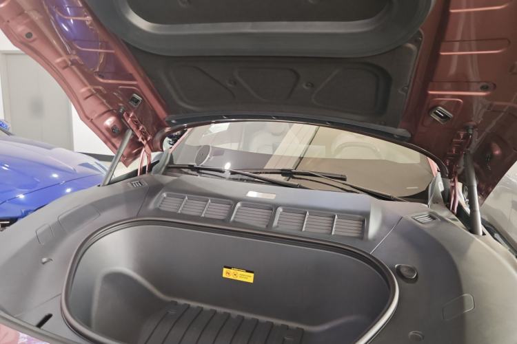 Used Xiaomi Auto YU7 2025 Ultra-Long Range High-Performance All-Wheel-Drive Max Edition Engine Bay