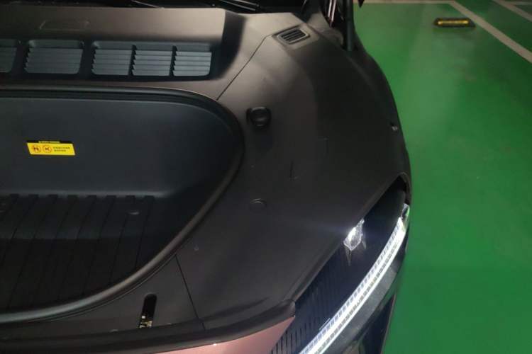 Used Xiaomi Auto YU7 2025 Ultra-Long Range All-Wheel Drive Pro Version Engine Bay Left