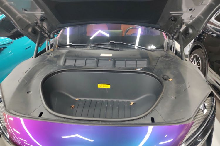 Used Xiaomi Auto YU7 2025 Ultra-Long Range High-Performance All-Wheel-Drive Max Edition Engine Bay