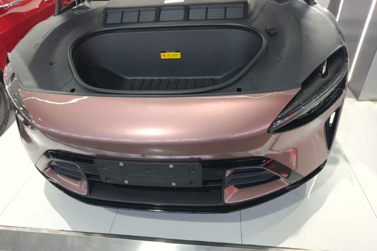 Used Xiaomi Auto YU7 2025 Ultra-Long Range High-Performance All-Wheel-Drive Max Edition Engine Bay