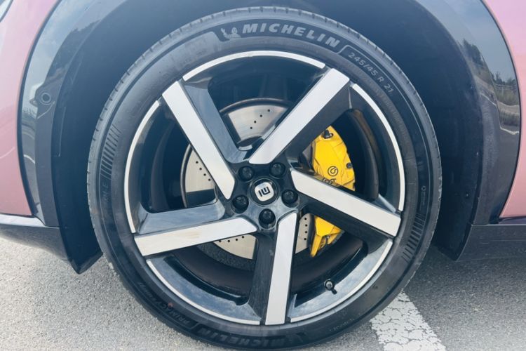 Used Xiaomi Auto YU7 2025 Ultra-Long Range High-Performance All-Wheel-Drive Max Edition Exterior 1