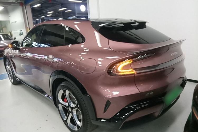 Used Xiaomi Auto YU7 2025 Ultra-Long Range High-Performance All-Wheel-Drive Max Edition Exterior 2