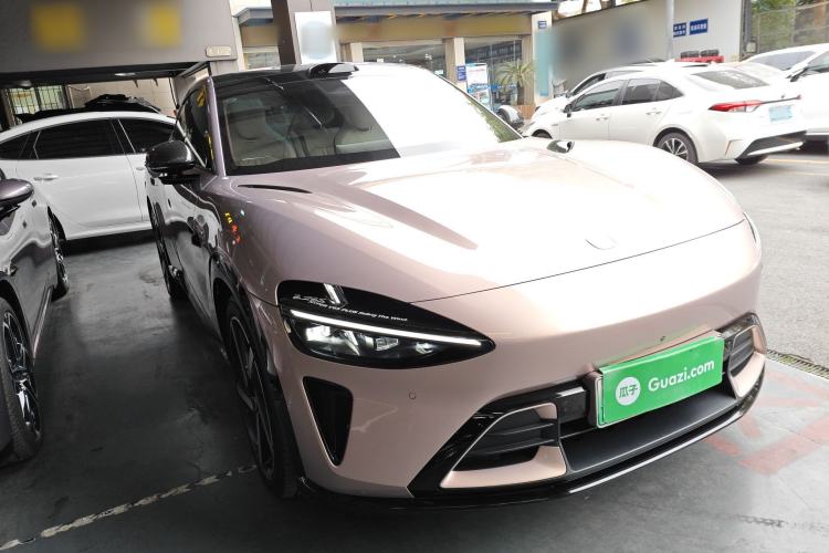 Used Xiaomi Auto YU7 2025 Ultra-Long Range High-Performance All-Wheel-Drive Max Edition Exterior 2