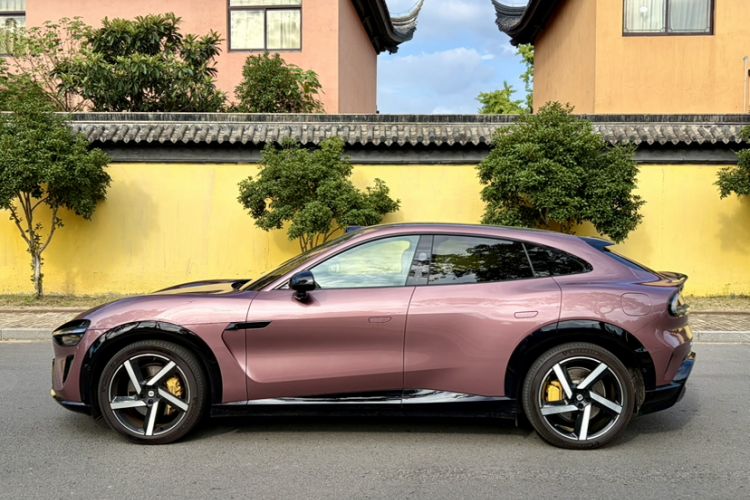 Used Xiaomi Auto YU7 2025 Ultra-Long Range High-Performance All-Wheel-Drive Max Edition Exterior 2