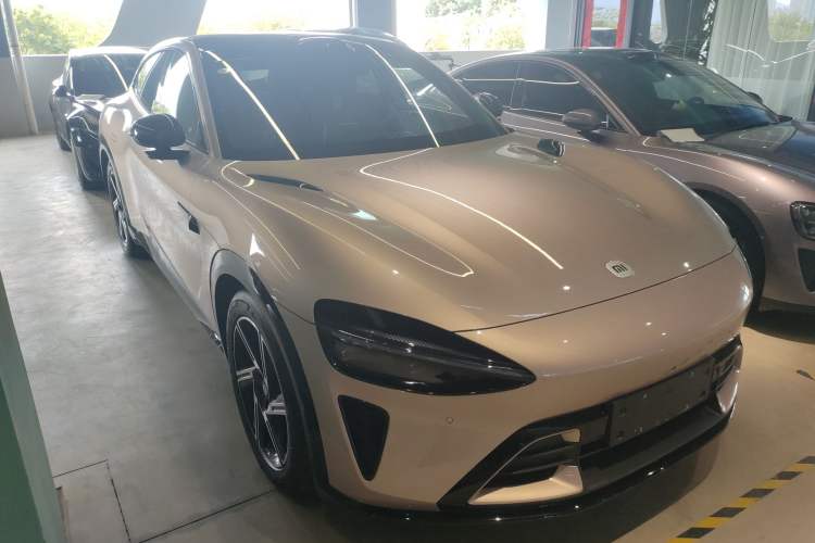 Used Xiaomi Auto YU7 2025 Ultra-Long Range High-Performance All-Wheel-Drive Max Edition Exterior 2
