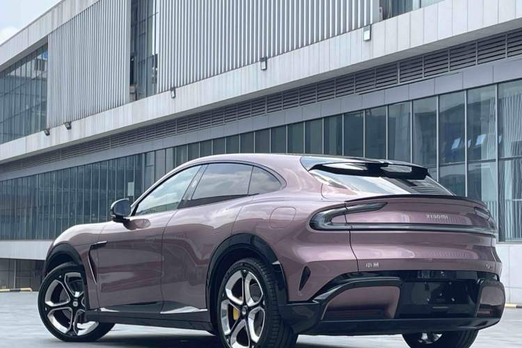 Used Xiaomi Auto YU7 2025 Ultra-Long Range High-Performance All-Wheel-Drive Max Edition Exterior 3