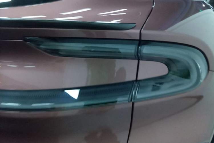 Used Xiaomi Auto YU7 2025 Ultra-Long Range High-Performance All-Wheel-Drive Max Edition Exterior 3