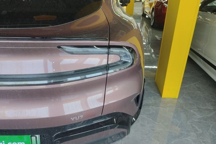 Used Xiaomi Auto YU7 2025 Ultra-Long Range High-Performance All-Wheel-Drive Max Edition Exterior 3