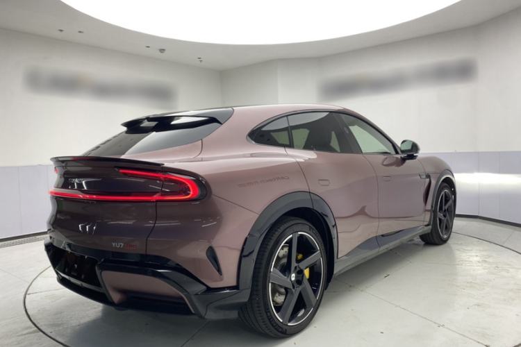 Used Xiaomi Auto YU7 2025 Ultra-Long Range High-Performance All-Wheel-Drive Max Edition Exterior 4