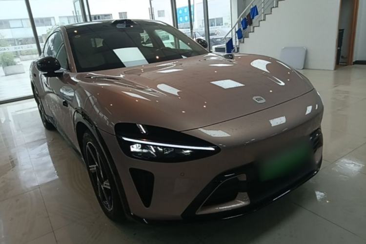 Used Xiaomi Auto YU7 2025 Ultra-Long Range High-Performance All-Wheel-Drive Max Edition Front Right 45 Deg