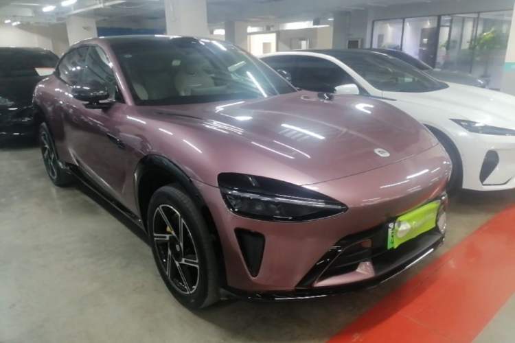 Used Xiaomi Auto YU7 2025 Ultra-Long Range High-Performance All-Wheel-Drive Max Edition Front Right 45 Deg