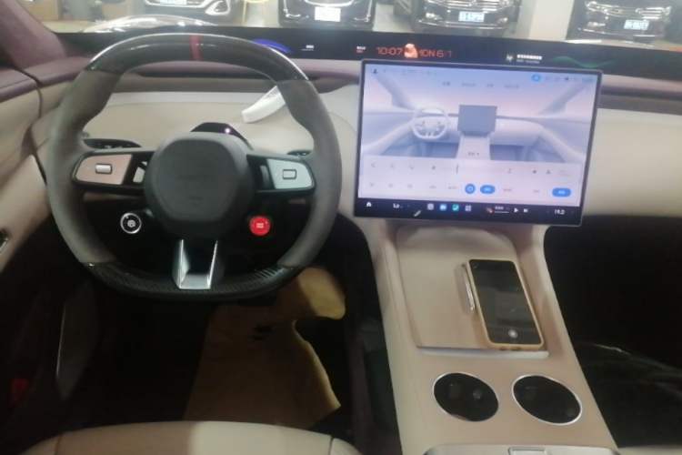 Used Xiaomi Auto YU7 2025 Ultra-Long Range High-Performance All-Wheel-Drive Max Edition Gear Lever