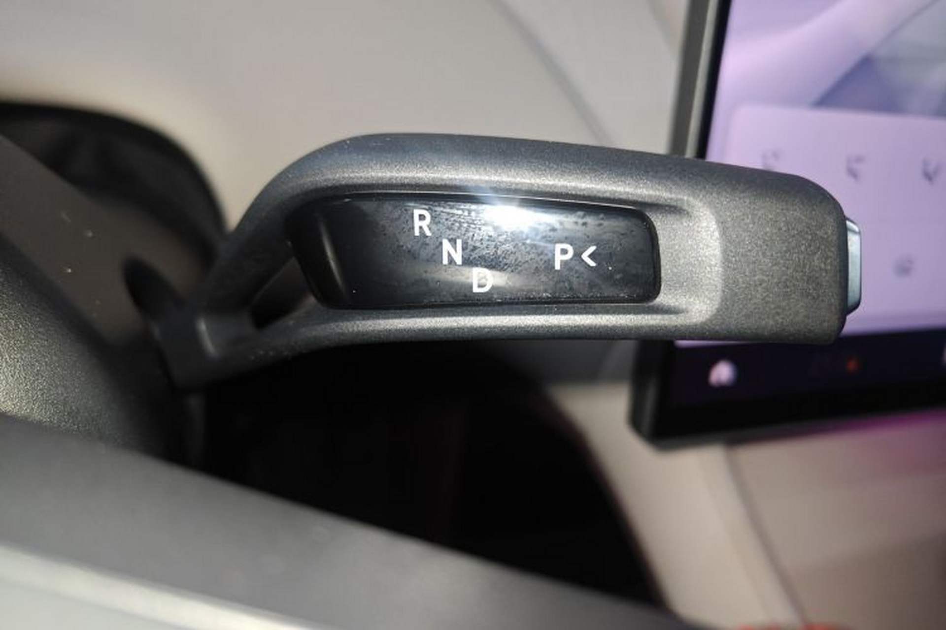 Used Xiaomi Auto YU7 2025 Ultra-Long Range High-Performance All-Wheel-Drive Max Edition Gear Lever