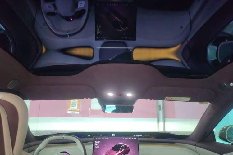Used Xiaomi Auto YU7 2025 Ultra-Long Range High-Performance All-Wheel-Drive Max Edition Headliner