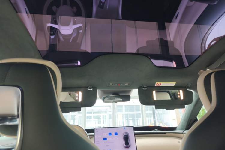 Used Xiaomi Auto YU7 2025 Ultra-Long Range High-Performance All-Wheel-Drive Max Edition Headliner