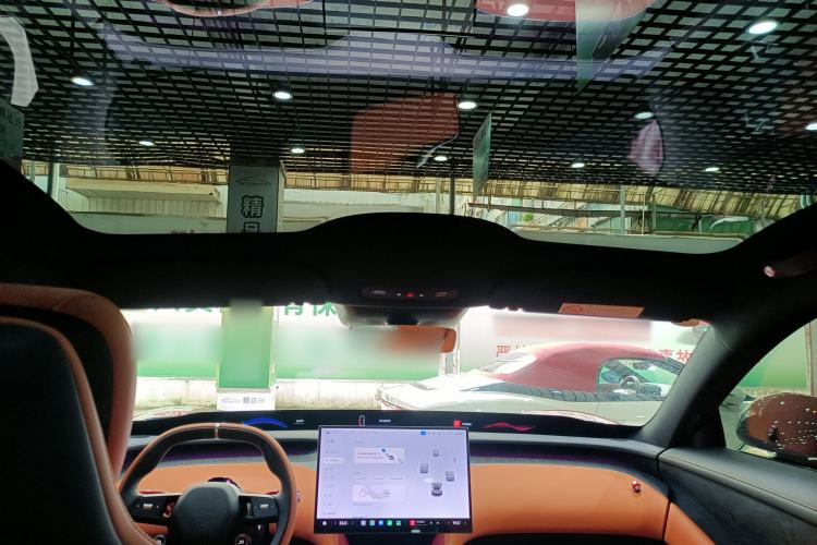 Used Xiaomi Auto YU7 2025 Ultra-Long Range Rear-Wheel Drive Version Headliner