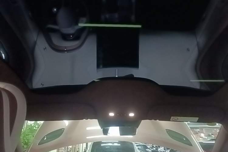 Used Xiaomi Auto YU7 2025 Ultra-Long Range High-Performance All-Wheel-Drive Max Edition Headliner