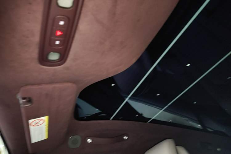 Used Xiaomi Auto YU7 2025 Ultra-Long Range High-Performance All-Wheel-Drive Max Edition Headliner