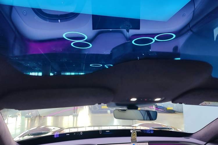 Used Xiaomi Auto YU7 2025 Ultra-Long Range High-Performance All-Wheel-Drive Max Edition Headliner
