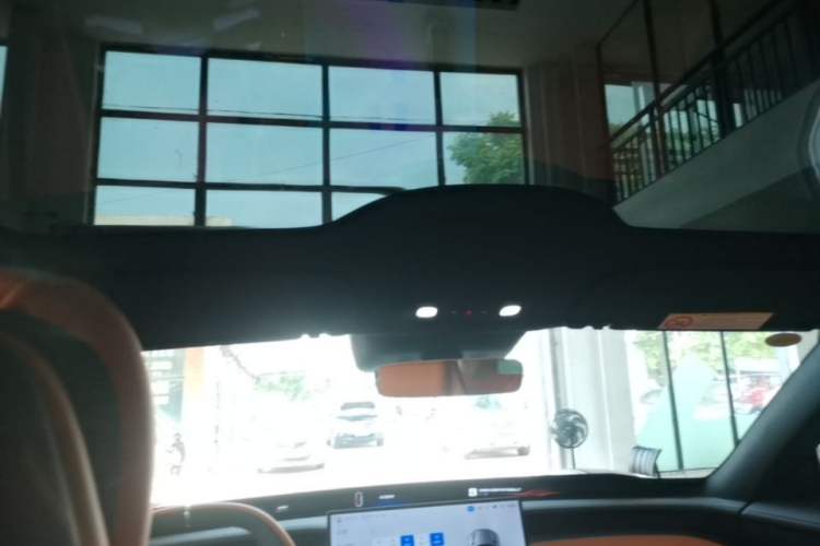 Used Xiaomi Auto YU7 2025 Ultra-Long Range All-Wheel Drive Pro Version Headliner