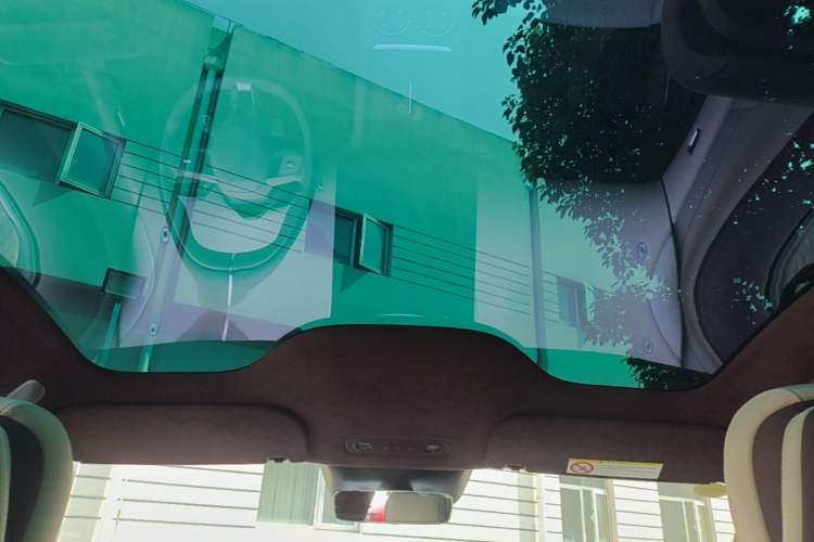 Used Xiaomi Auto YU7 2025 Ultra-Long Range High-Performance All-Wheel-Drive Max Edition Headliner