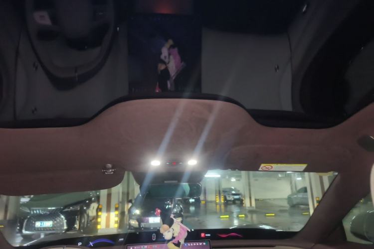 Used Xiaomi Auto YU7 2025 Ultra-Long Range High-Performance All-Wheel-Drive Max Edition Headliner