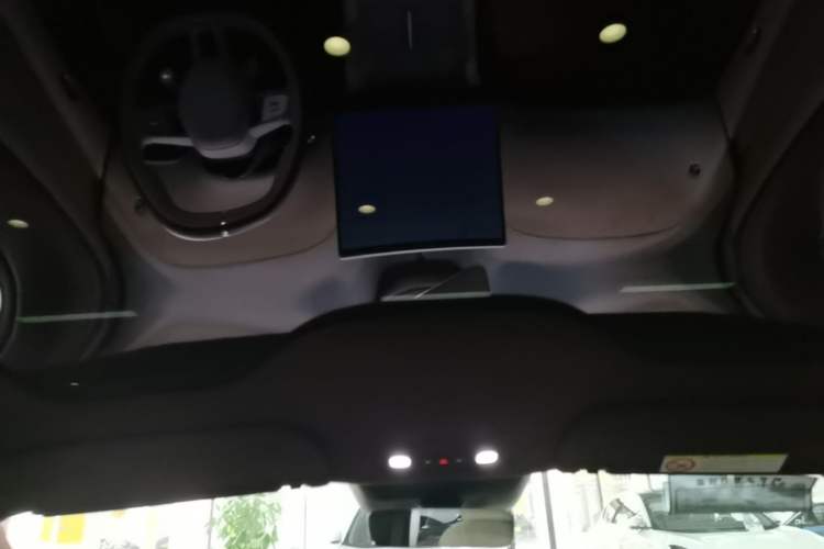 Used Xiaomi Auto YU7 2025 Ultra-Long Range High-Performance All-Wheel-Drive Max Edition Headliner