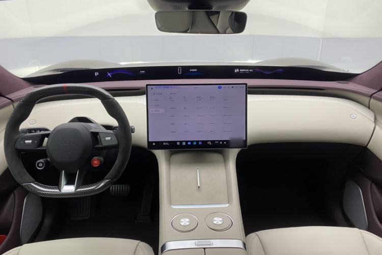 Used Xiaomi Auto YU7 2025 Ultra-Long Range High-Performance All-Wheel-Drive Max Edition Interior 1