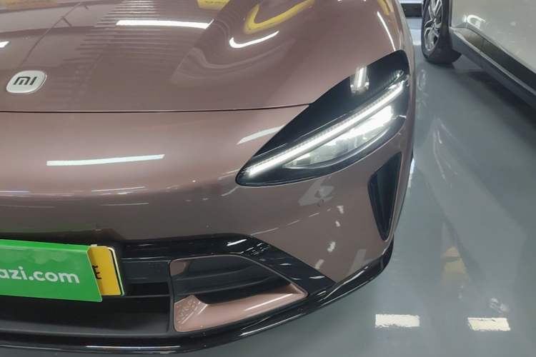 Used Xiaomi Auto YU7 2025 Ultra-Long Range High-Performance All-Wheel-Drive Max Edition Left Front Headlight