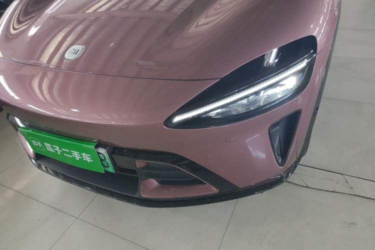 Used Xiaomi Auto YU7 2025 Ultra-Long Range High-Performance All-Wheel-Drive Max Edition Left Front Headlight