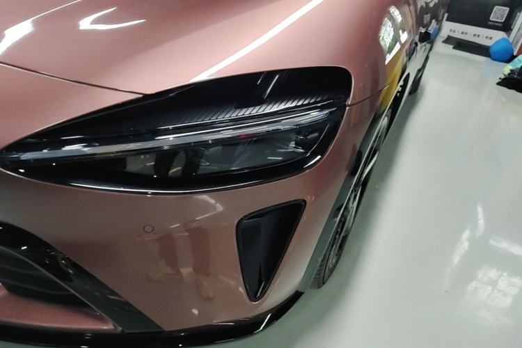 Used Xiaomi Auto YU7 2025 Ultra-Long Range High-Performance All-Wheel-Drive Max Edition Left Front Headlight
