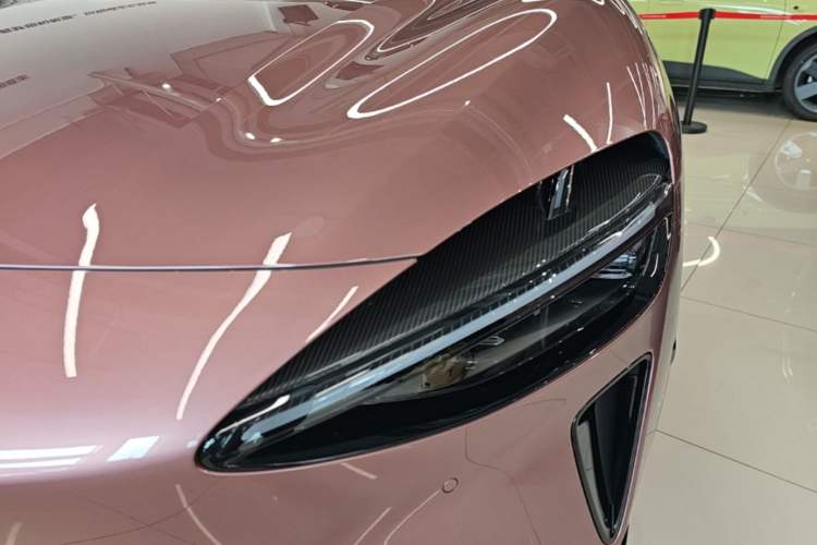 Used Xiaomi Auto YU7 2025 Ultra-Long Range High-Performance All-Wheel-Drive Max Edition Left Front Headlight