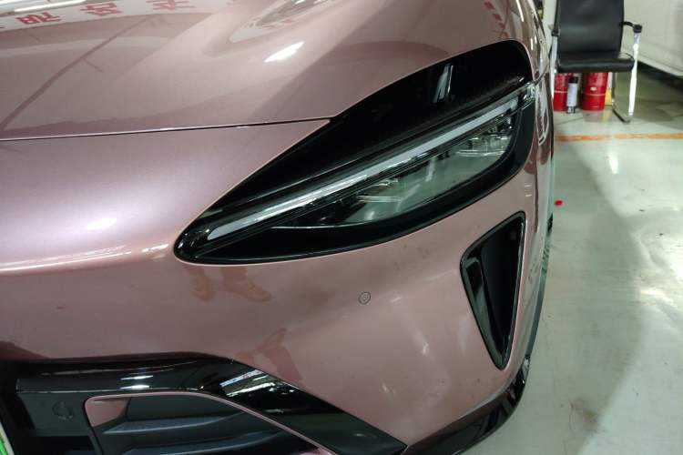 Used Xiaomi Auto YU7 2025 Ultra-Long Range High-Performance All-Wheel-Drive Max Edition Left Front Headlight