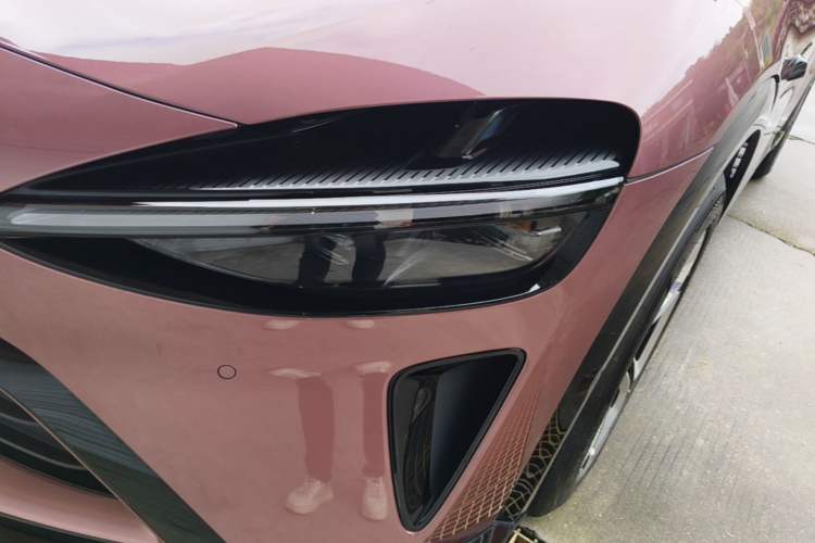 Used Xiaomi Auto YU7 2025 Ultra-Long Range All-Wheel Drive Pro Version Left Front Headlight