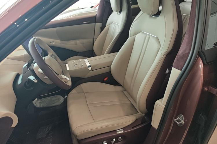 Used Xiaomi Auto YU7 2025 Ultra-Long Range High-Performance All-Wheel-Drive Max Edition Left Front Seat