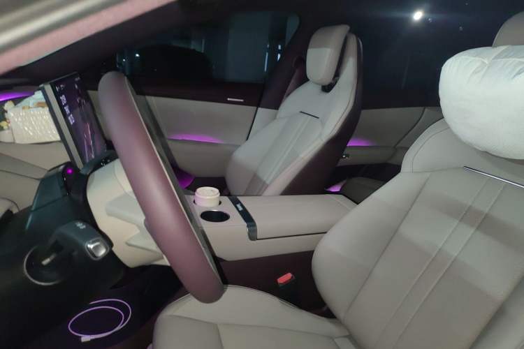 Used Xiaomi Auto YU7 2025 Ultra-Long Range All-Wheel Drive Pro Version Left Front Seat