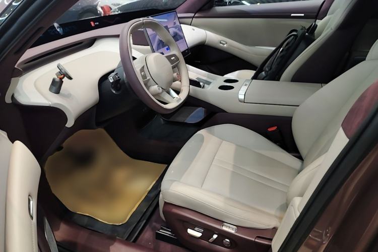 Used Xiaomi Auto YU7 2025 Ultra-Long Range High-Performance All-Wheel-Drive Max Edition Left Front Seat