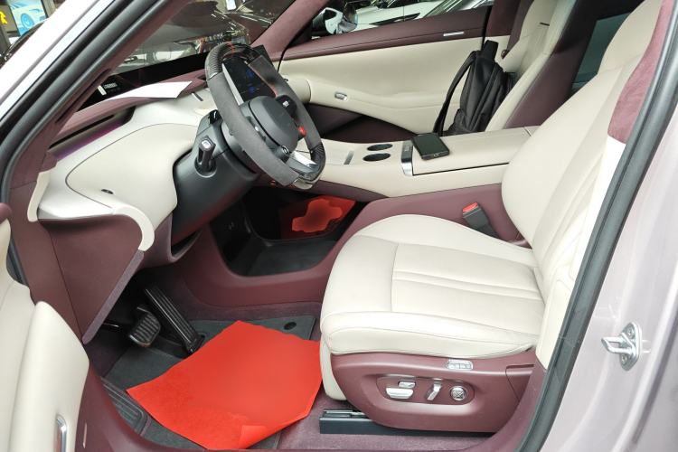 Used Xiaomi Auto YU7 2025 Ultra-Long Range High-Performance All-Wheel-Drive Max Edition Left Front Seat
